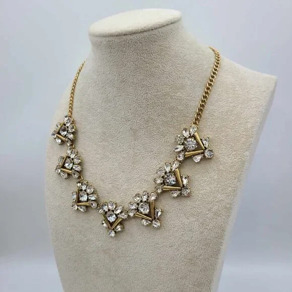 J Crew Clear Crystal Gold Tone V Cluster Statement Necklace - Picture 4 of 9